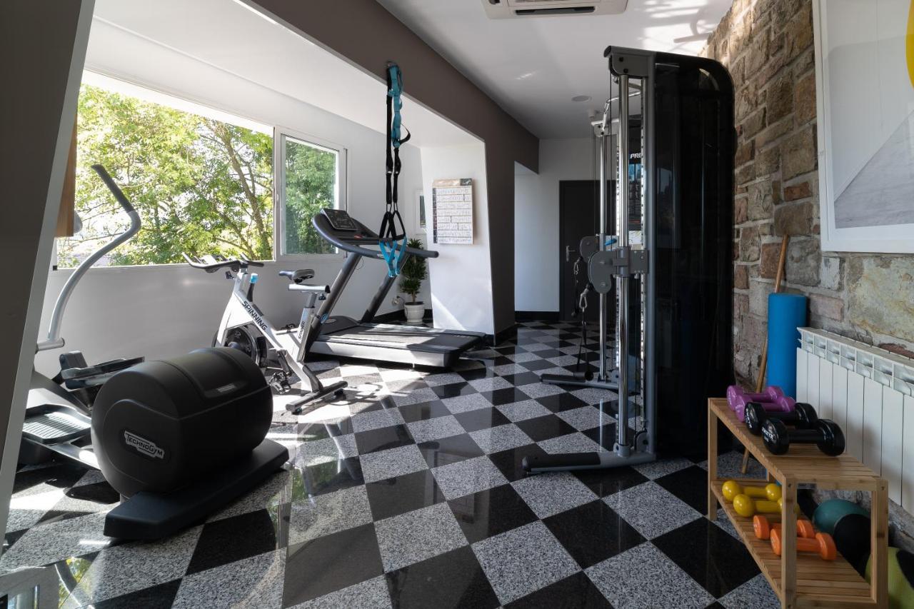 Hotel Avenida Сан Себастиан Екстериор снимка